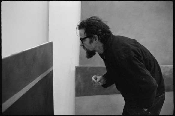 43_1970_Jon_Schueler_in_studio