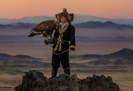 The Eagle Huntress, directed by Otto Bell 